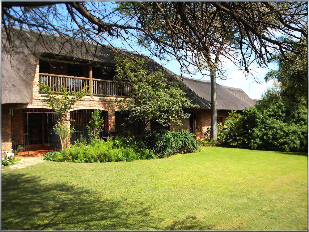 Ruimsig Golf View Manor — 4-Star Luxury Hotel in Roodepoort, South Africa