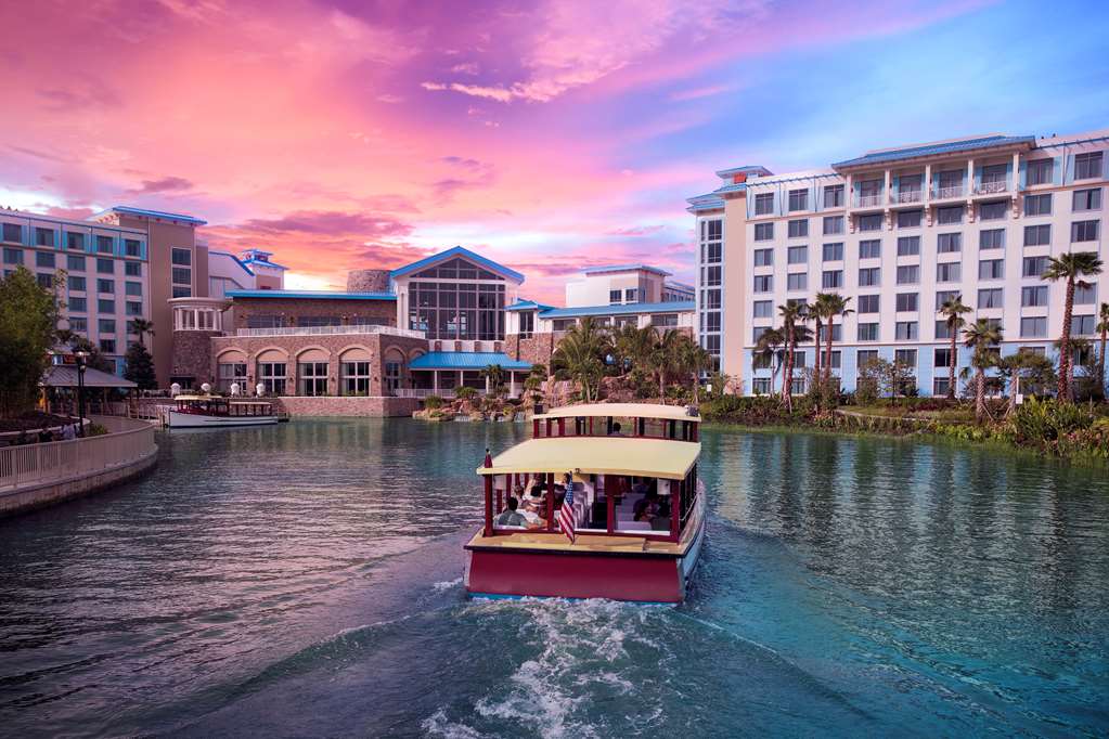 Universal's Loews Sapphire Falls Resort - photo 5