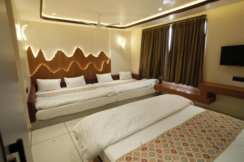 Hotel Shree Agrawal Palace — Ujjain