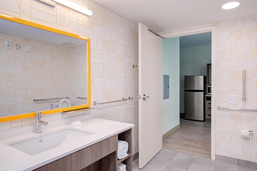 Home2 Suites by Hilton Smithfield Selma - photo 30