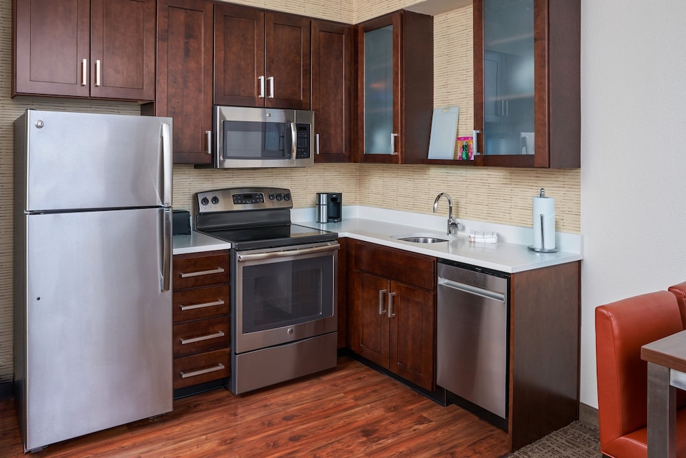 Residence Inn by Marriott Philadelphia Airport - photo 15