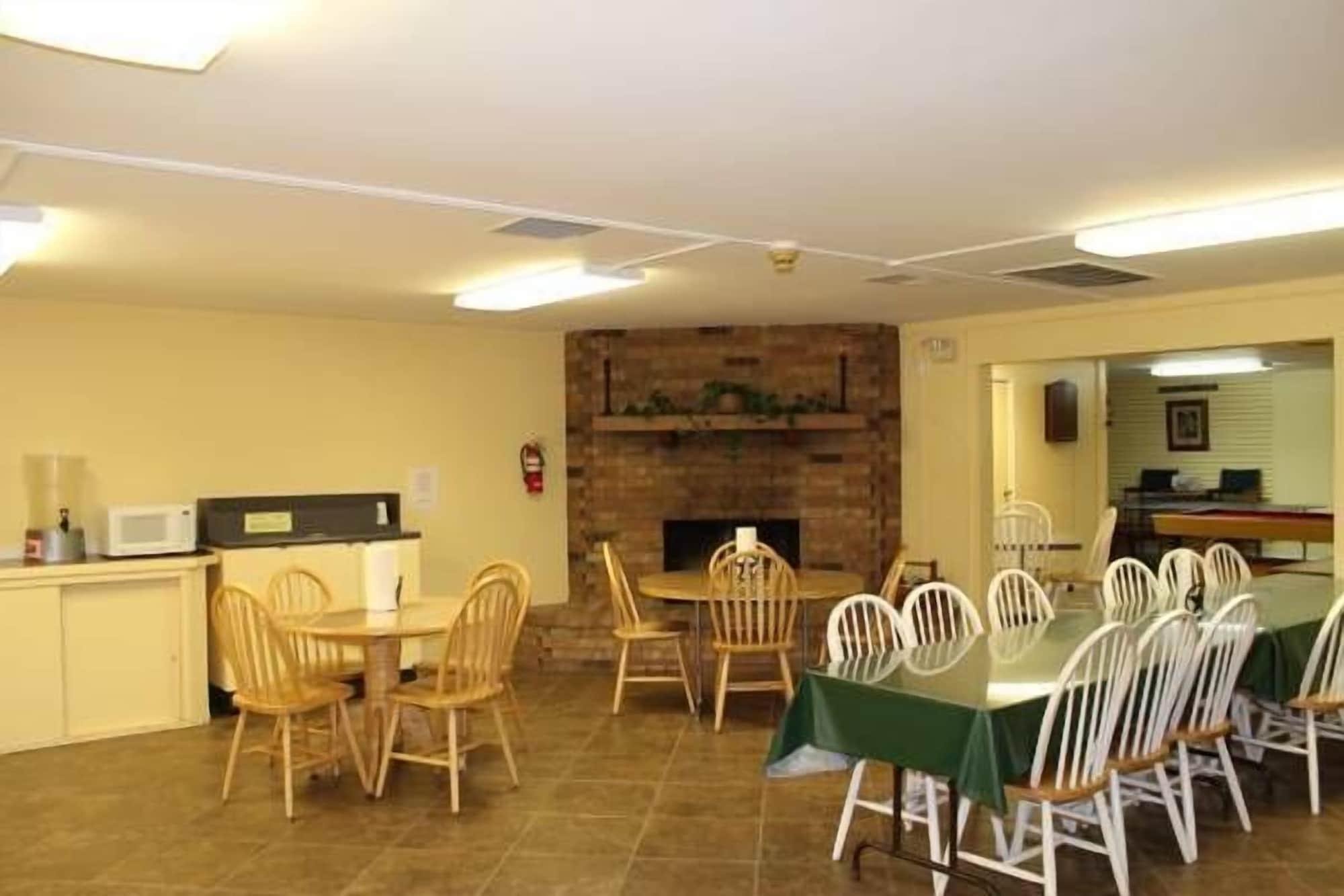 Austin Lone Star RV Resort - photo 17