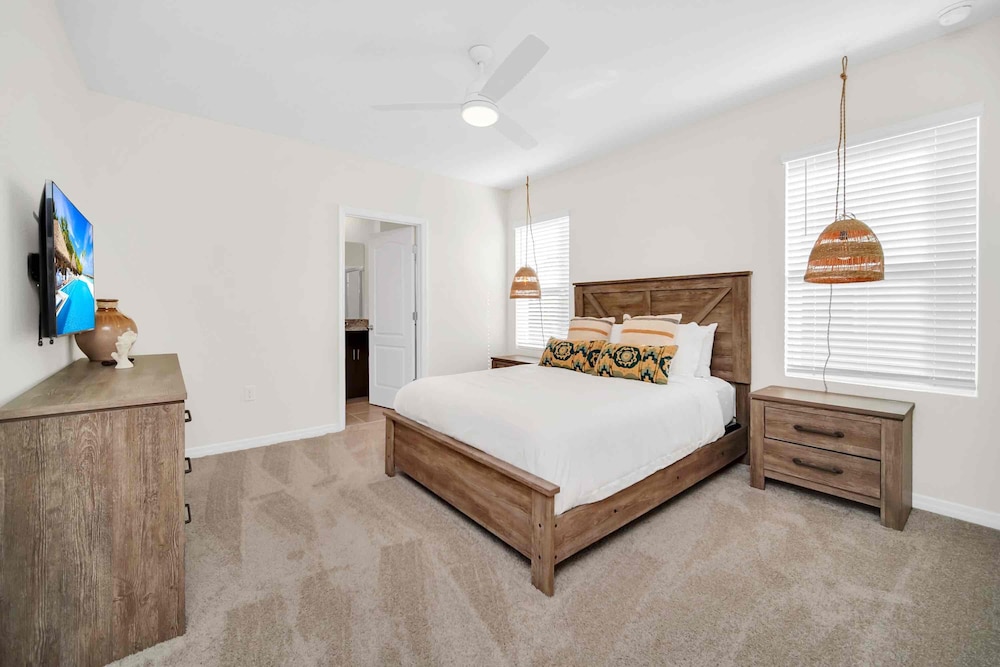 Resort Oasis w Game Room: 11 Mi to Disney - photo 19