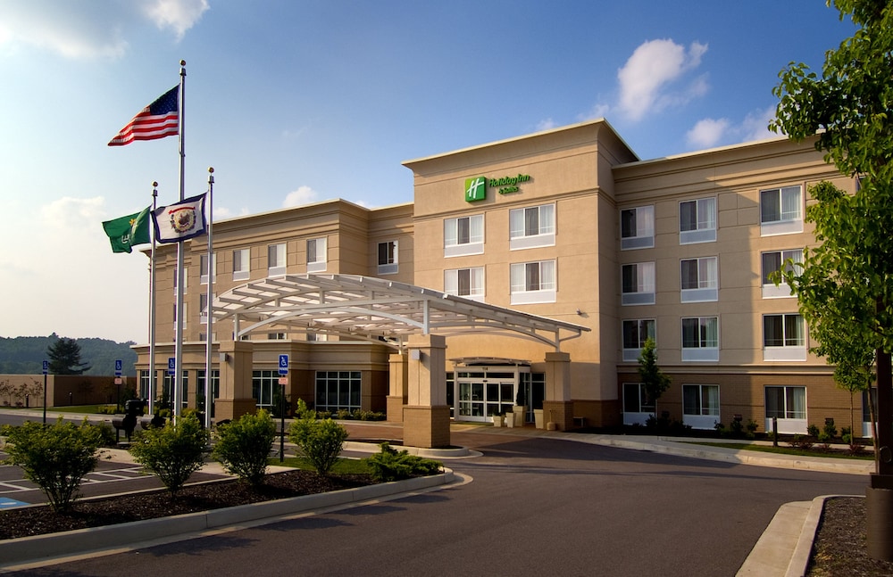 Holiday Inn Hotel & Suites Beckley by IHG - photo 38