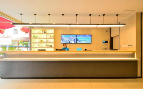 Hanting Hotel — hotel in Ordos