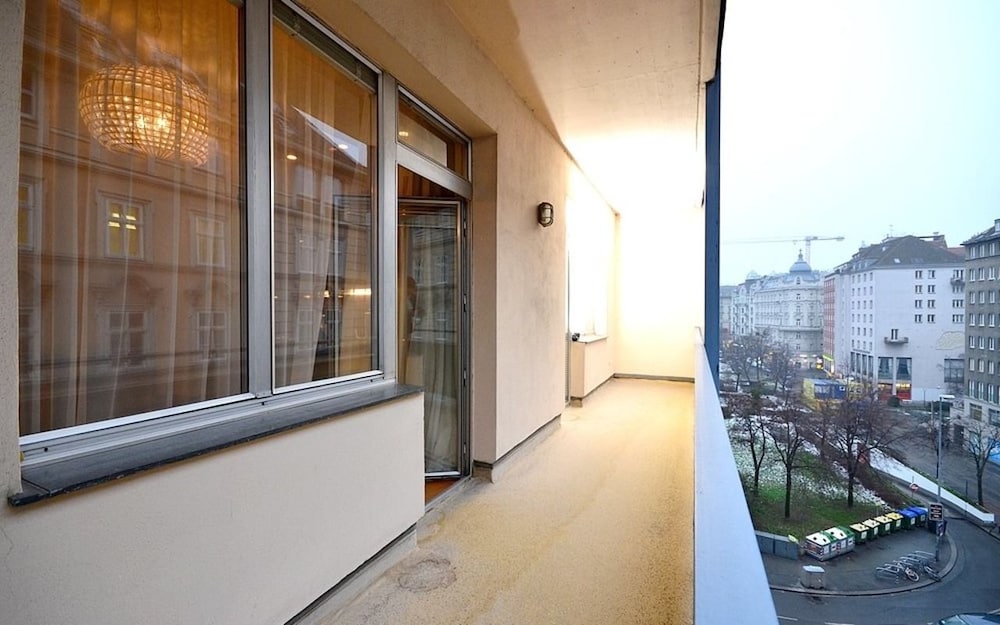 Vienna Residence Stylish Apartment for two People in the Center of Vienna — 4-Star Luxury Hotel in Vienna, Austria