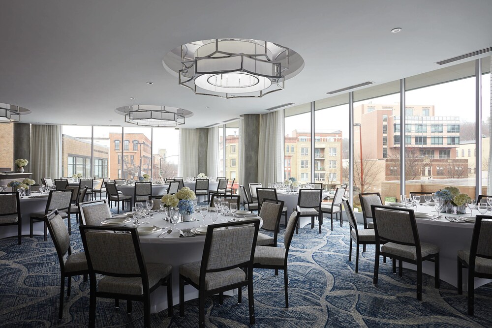 Ithaca Marriott Downtown on the Commons - photo 24