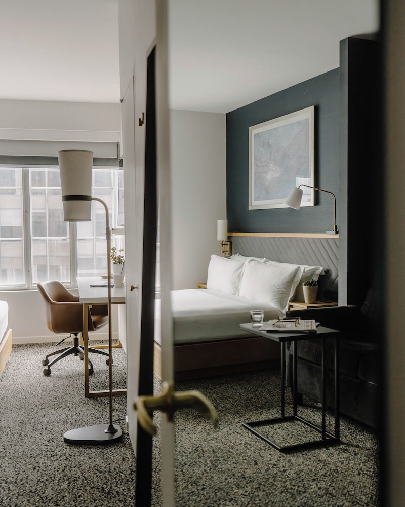 Club Quarters Hotel in Washington DC - photo 35