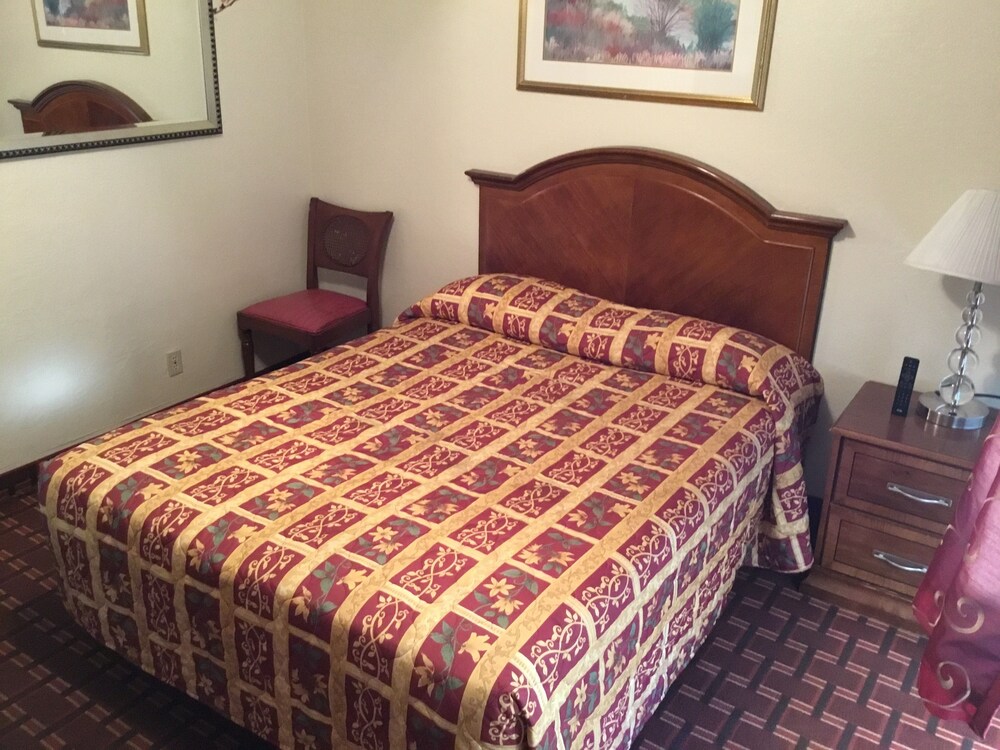 Jerry's Motel Oakdale — hotel in Oakdale