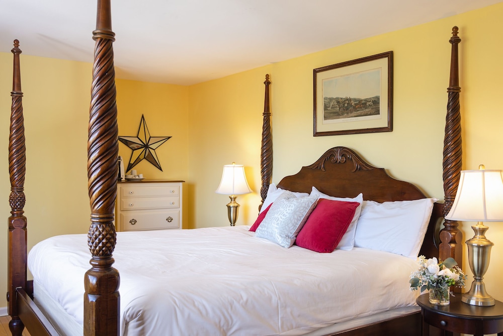 Crabtree's Kittle House Restaurant & Inn - photo 12