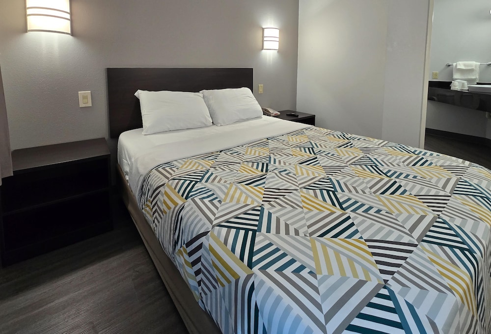 Motel 6 Joliet IL Chicago I 55 - photo 21