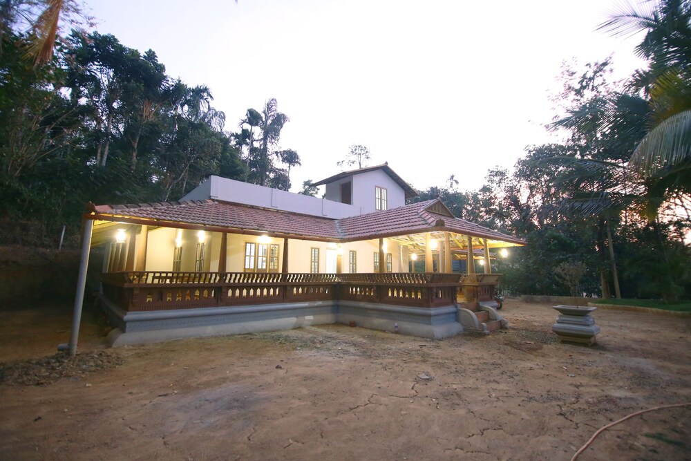 OYO 10905 Hotel Vayal Wayanad — hotel in Panamaram