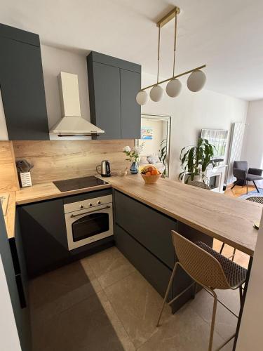 Lake Garden Cozy Two Bedroom Apartment with flexible Check In Terrace and Netflix — 4-Star Luxury Hotel in Zagreb, Croatia
