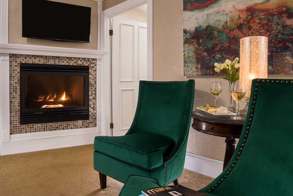 Maine Stay Inn & Cottages - photo 31