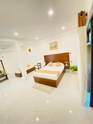 Golden Gate Ceylon in Anuradhapura, Sri Lanka