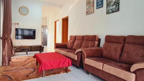 Anjung KLIA House 72 With Neflix — 4-Star Luxury Hotel in Banting, Malaysia