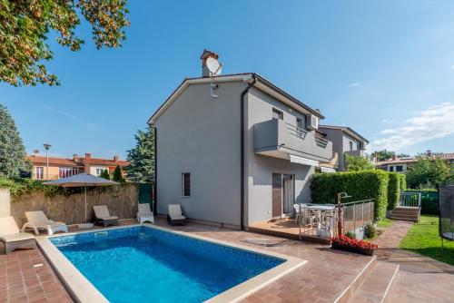 Holiday House Dora — 4-Star Luxury Hotel in Labin, Croatia