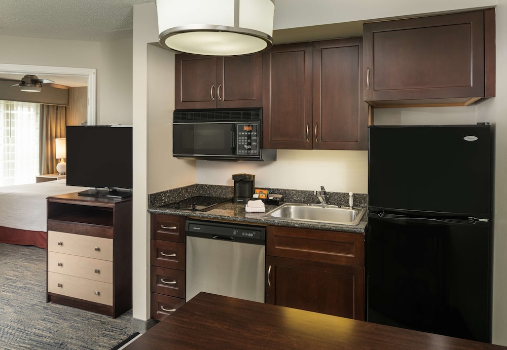 Homewood Suites by Hilton Chicago Schaumburg - photo 17