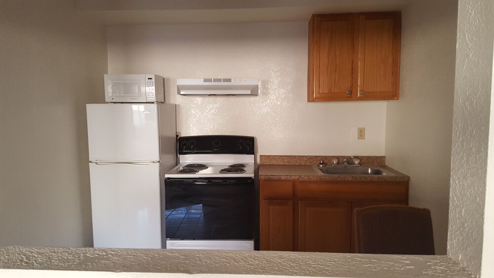 Desert Inn - photo 20