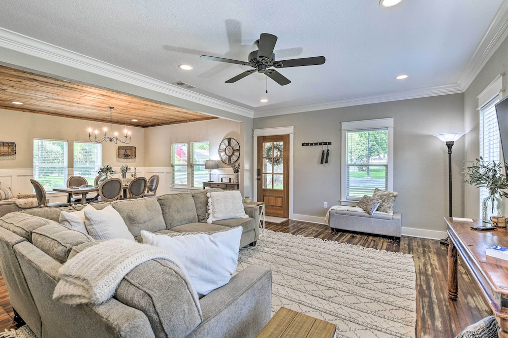 Historic Fully Renovated Waxahachie Home 17940439 — Waxahachie