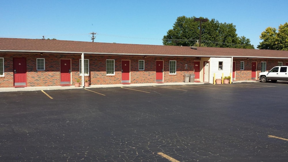 American Inn Sedalia - photo 32