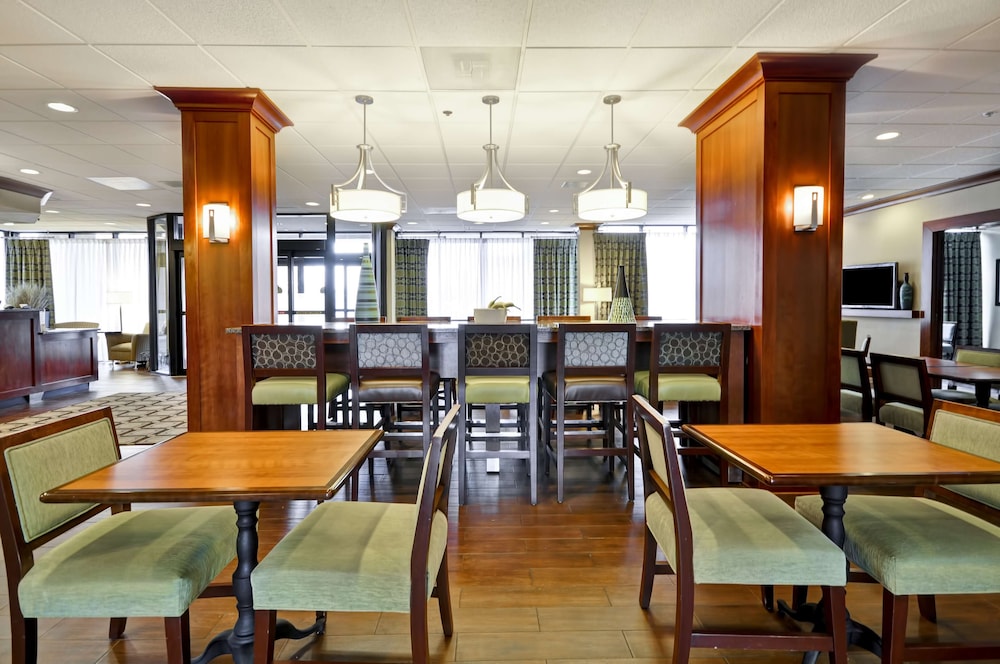 Hampton Inn Chicago Gurnee - photo 10