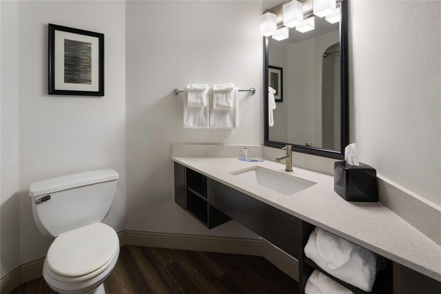 Days Inn by Wyndham Penn State - photo 15