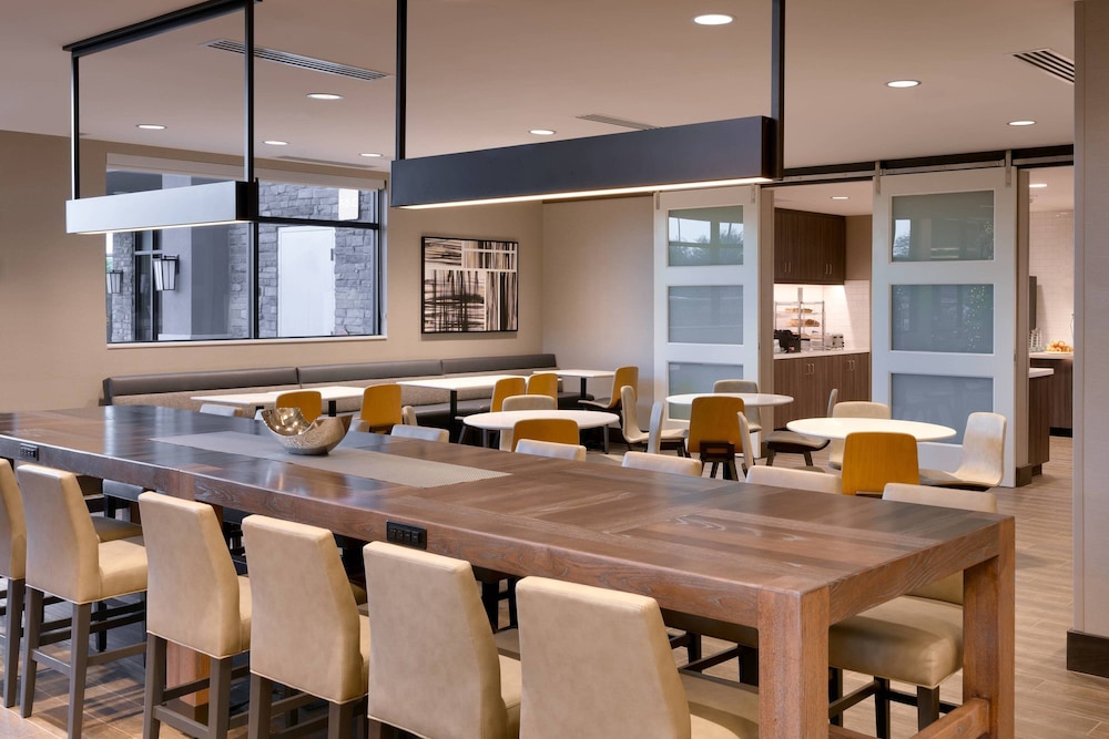 Residence Inn by Marriott Phoenix West Avondale - photo 30