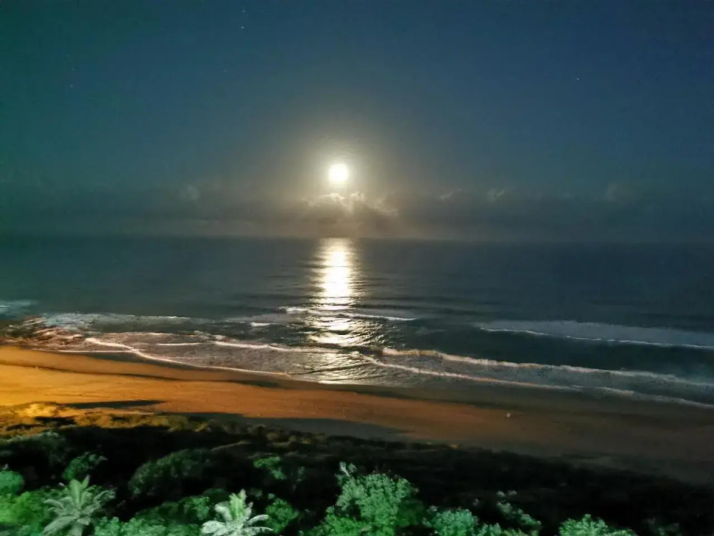 Stella Maris — 4-Star Luxury Hotel in Amanzimtoti, South Africa