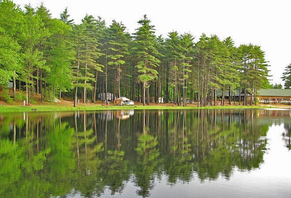 Sturbridge RV Resort - photo 6