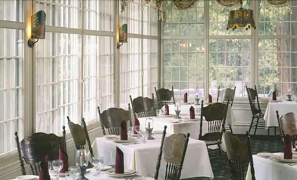 Wawona Hotel - photo 13