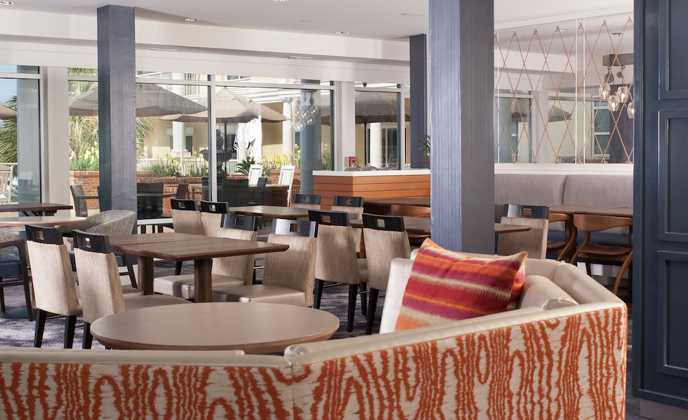 Courtyard Charleston Waterfront by Marriott - photo 43