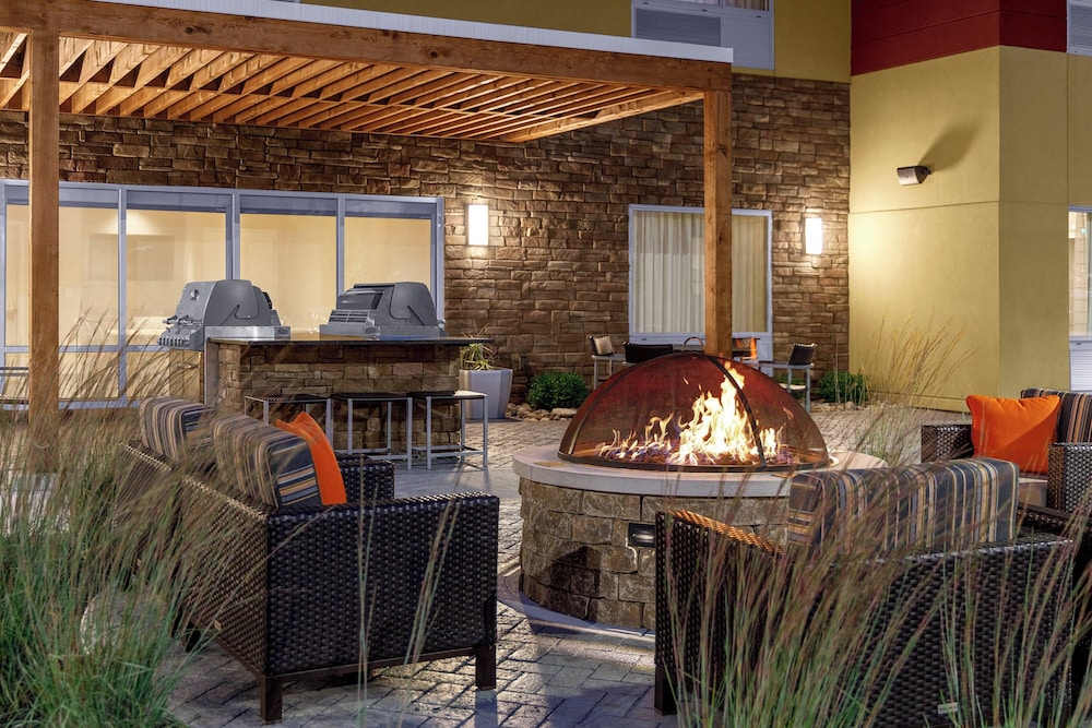 TownePlace Suites by Marriott Cincinnati Fairfield - photo 24