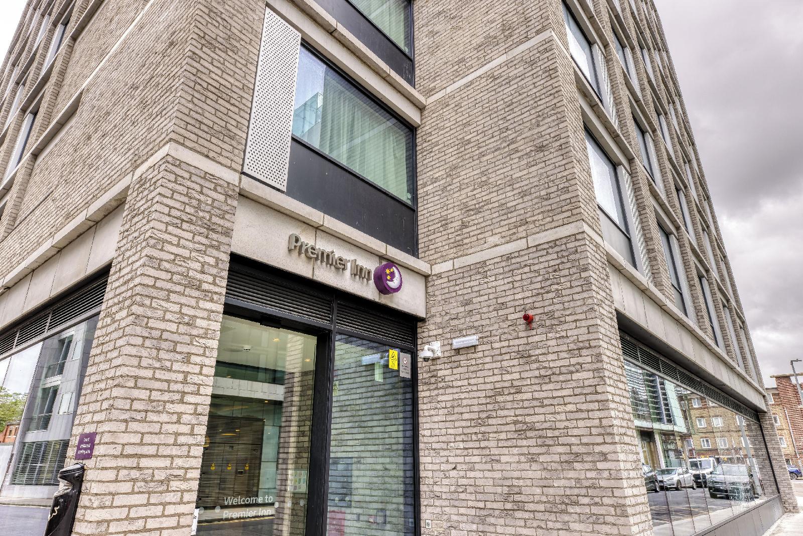 Premier Inn Dublin Gloucester St South
