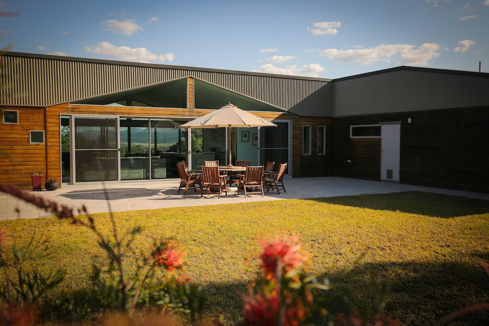 Pindara - carbon neutral hotel in Cessnock
