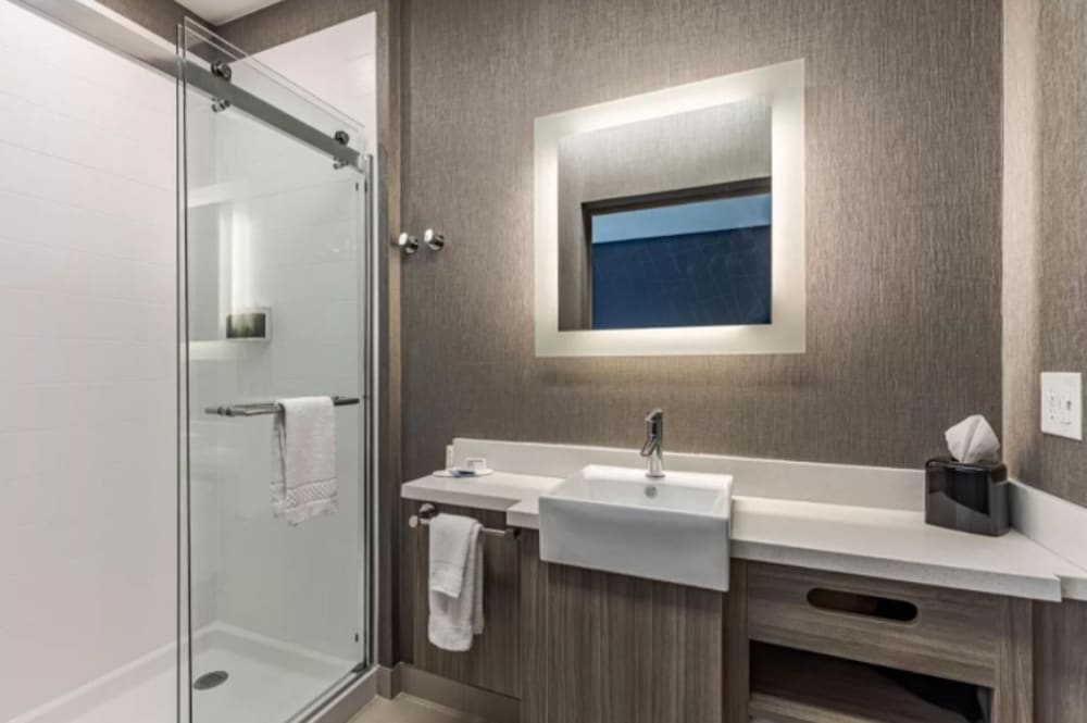 SpringHill Suites by Marriott Fort Wayne North - photo 10