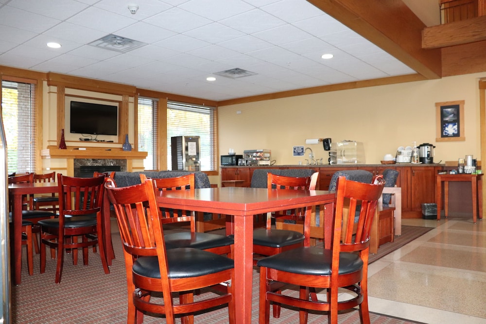 Prairie Inn and Suites Holmen La Cross - photo 14