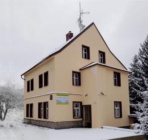 Chata Alexandra — Karlovy Vary