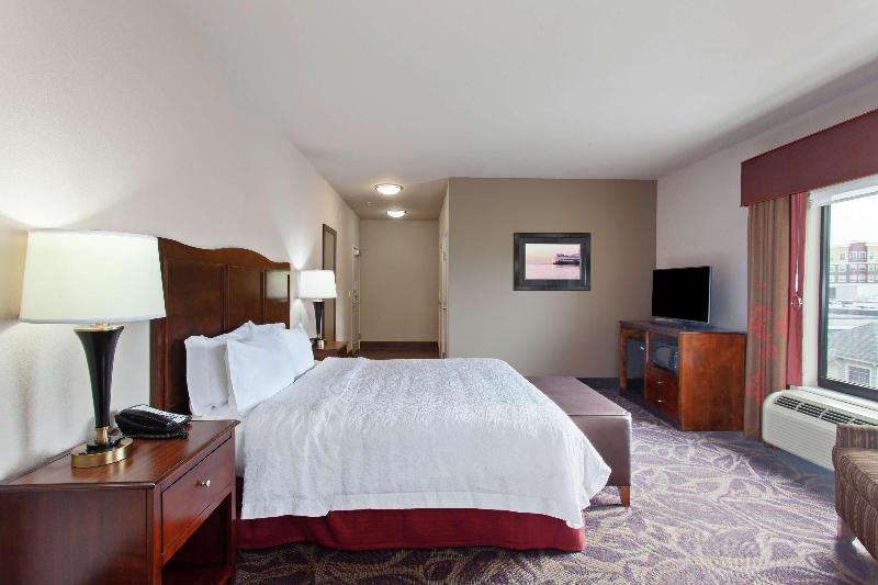 Hampton Inn Seattle Everett - photo 108