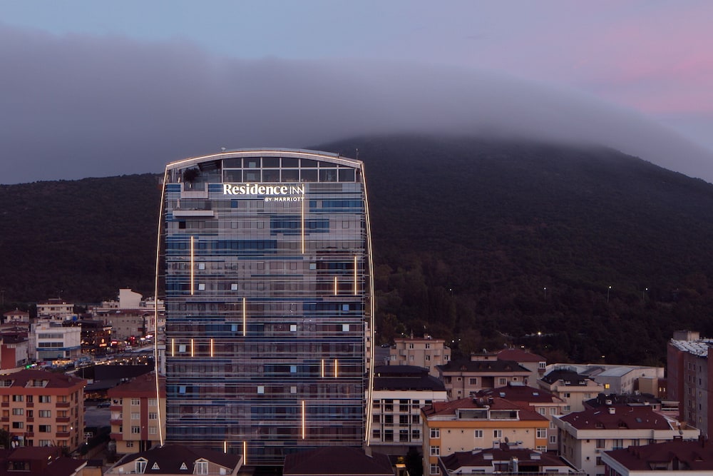 Residence Inn by Marriott Istanbul Atasehir — 4-Star Luxury Hotel in Istanbul, Turkey