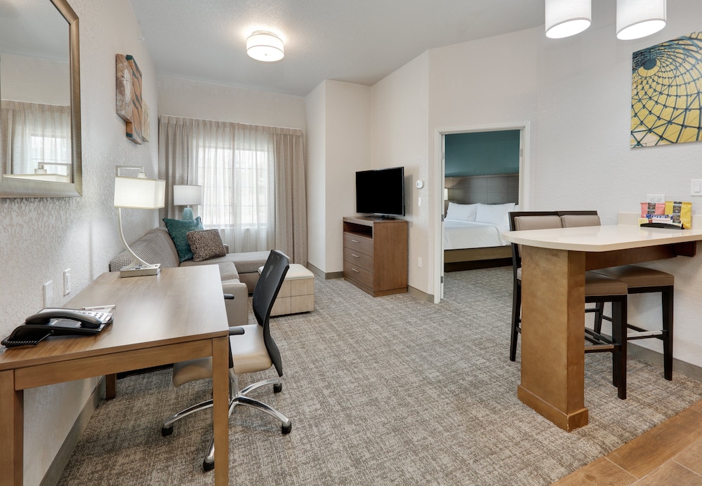 Staybridge Suites San Antonio Schertz by IHG - photo 8