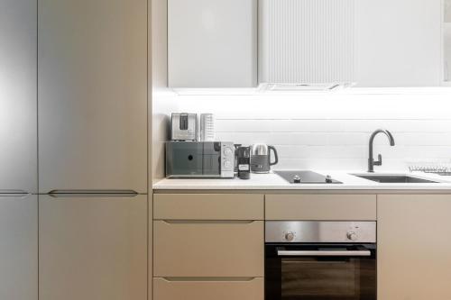 202 Marvol Studio Apartment in Sea Point Near Beaches Cafes