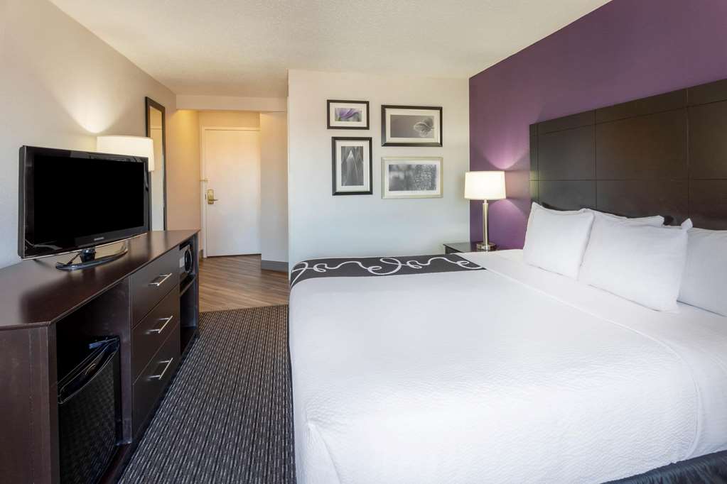 La Quinta Inn & Suites by Wyndham Minneapolis Bloomington W - photo 39