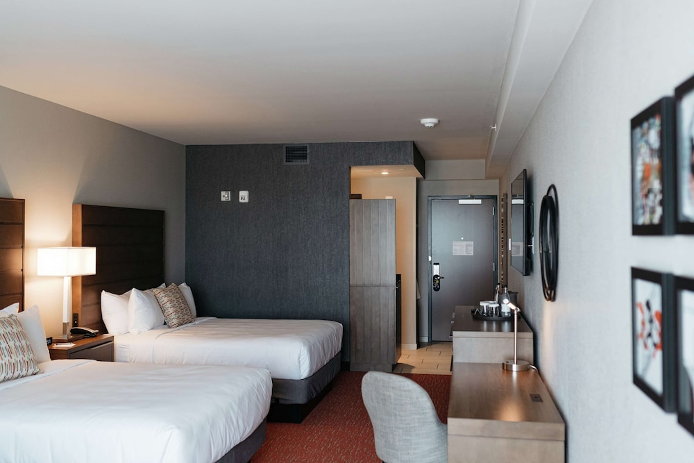 Revel Hotel Des Moines Urbandale Tapestry Collection by Hilton - photo 62
