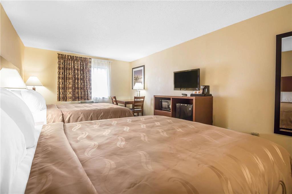 Quality Inn Janesville North - photo 11