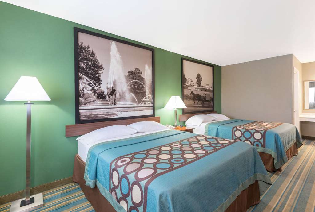 Super 8 by Wyndham Greencastle - photo 7