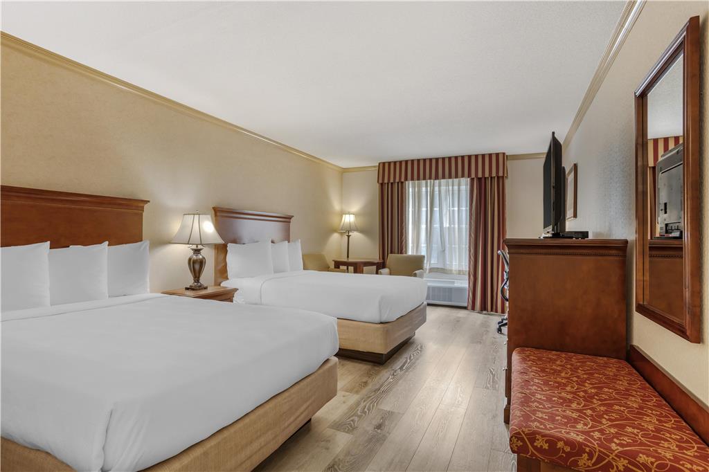 Best Western PLUS Morristown Inn Florham Park - photo 38
