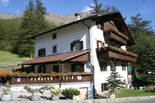 Hotel Pension Lydia - carbon neutral hotel in Senales
