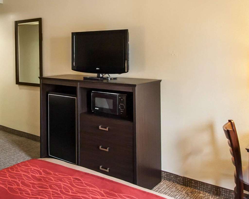 Quality Inn Hayti North - photo 13