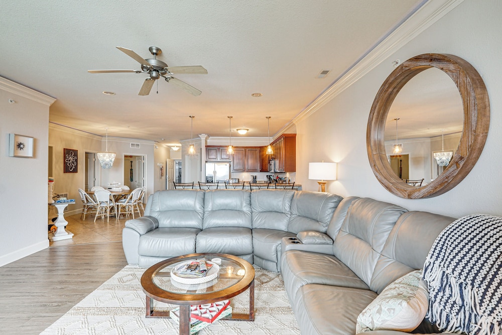 Resort Perks And Porch Central Lands End Condo — Osage Beach — photo 3